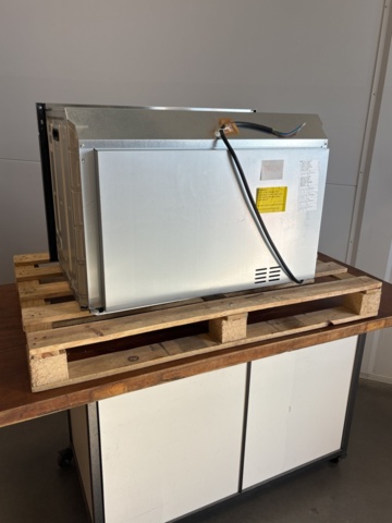 1137754-11 Smeg built-in oven 90cm SFP9395X1