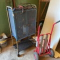 1333902-1 Tool cabinet on wheels and 2 sack carts