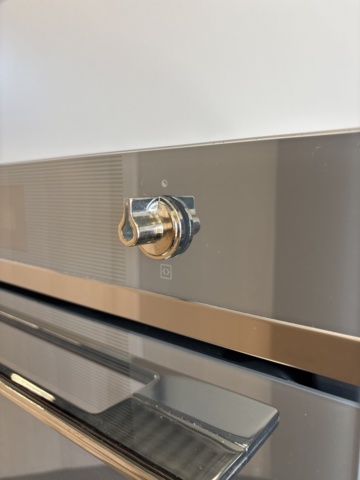 1137758-3 Smeg built-in oven SFP6101TVSSK1