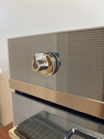 1137758-4 Smeg built-in oven SFP6101TVSSK1