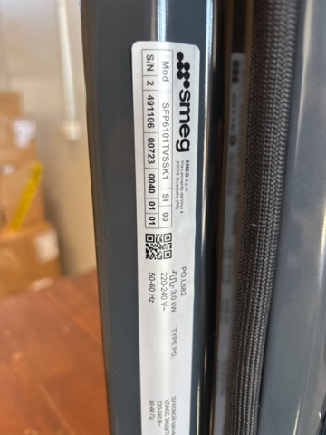 1137758-6 Smeg built-in oven SFP6101TVSSK1