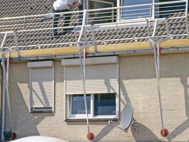 1342230-8 Fall protection railings 30 meter package - Roofac RSS