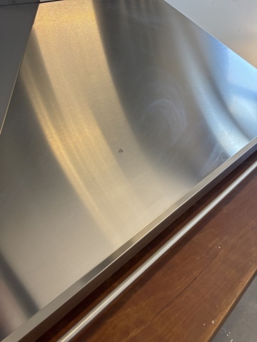 1137760-5 Smeg wall mounted cooker hood KD100HXE