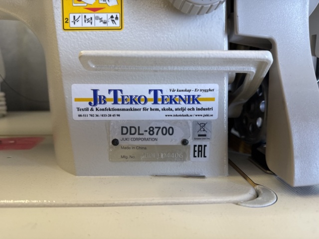 1341835-5 Industrial sewing machine – Juki DDL-8700 with accessories