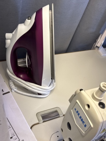 1341835-16 Industrial sewing machine – Juki DDL-8700 with accessories