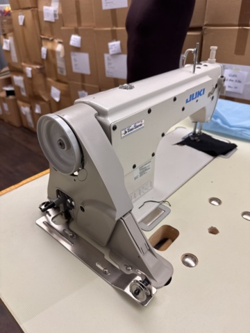 1341836-12 Industrial sewing machine – Juki DDL-8700 with mannequin and ironing board
