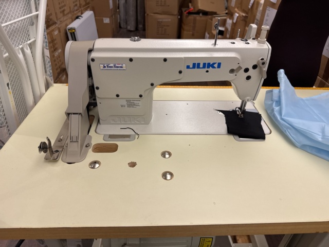 1341836-13 Industrial sewing machine – Juki DDL-8700 with mannequin and ironing board