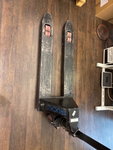 1341837-2 Pallet puller – Manual lifting tool, length approx. 115 cm