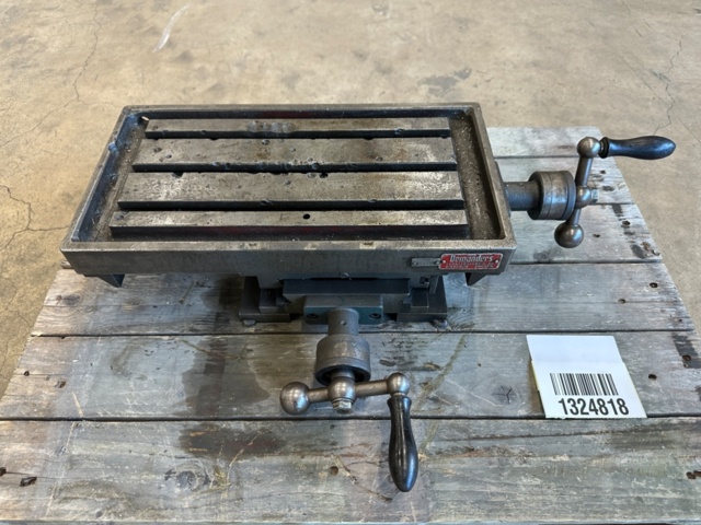 1324818-1 Coordinate table Demanders
