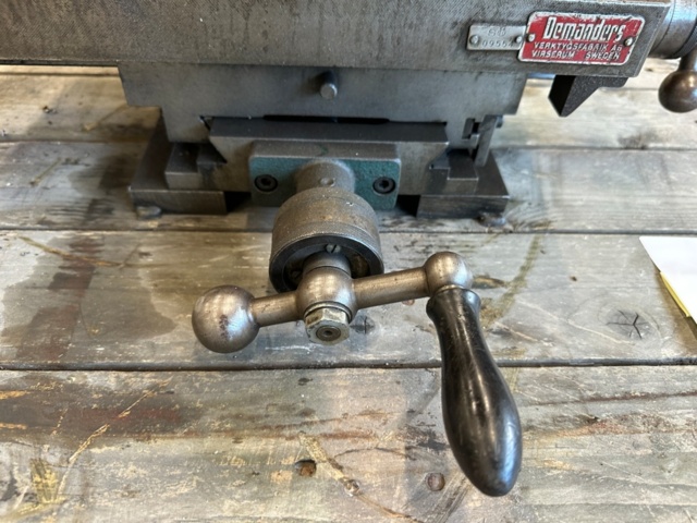 1324818-3 Coordinate table Demanders