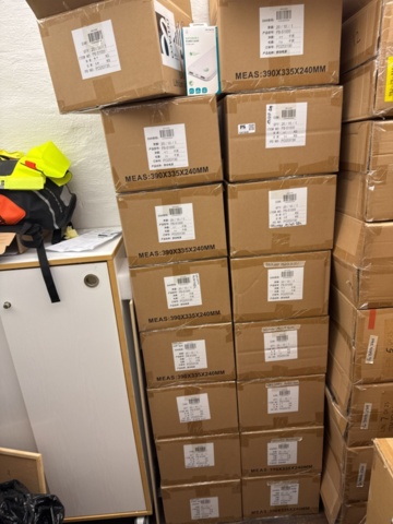 1341840-1 Powerbanks – Deltaco 10,000 mAh, approx. 320 pcs (16 boxes)