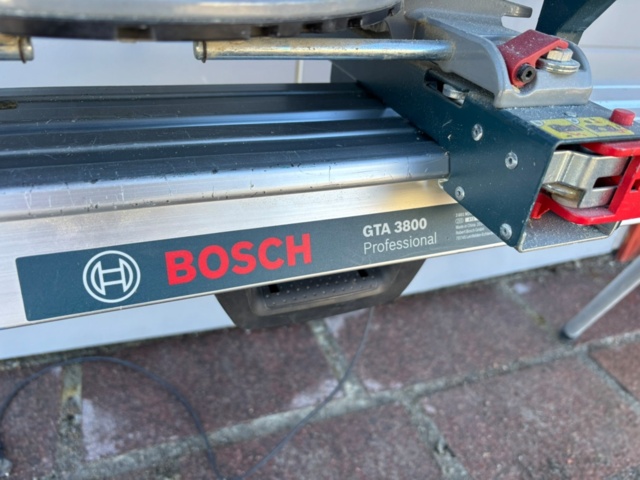 1342292-9 Bosch crosscut and miter saw with stand