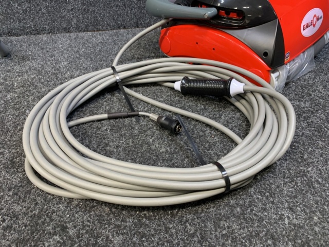 1341538-7 Poolrobot Mountfield Galeon Med