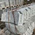 1342182-1 3 pallets Granite curb stone RV4 100 radius 0.6m