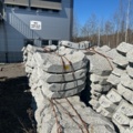 1342190-1 3 pallets Granite curbstone RF2 120 radius 0.75m