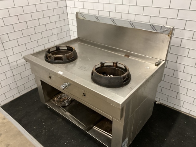 1198311-2 Casta Wok Cooker