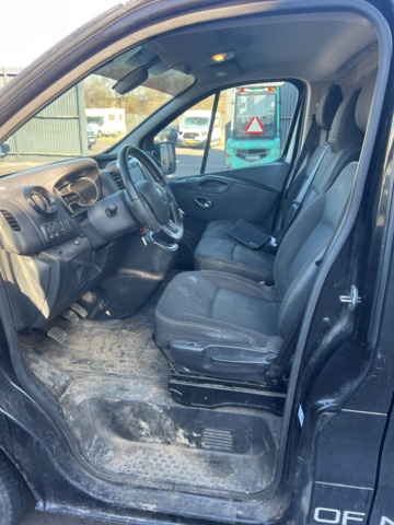 1277177-23 Renault Trafic Van 2.8t 2.0 dCi Manual, 120hp -2020