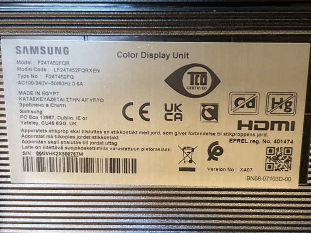 1332559-24 Office furniture - Desk, office chair, computer monitor, and more