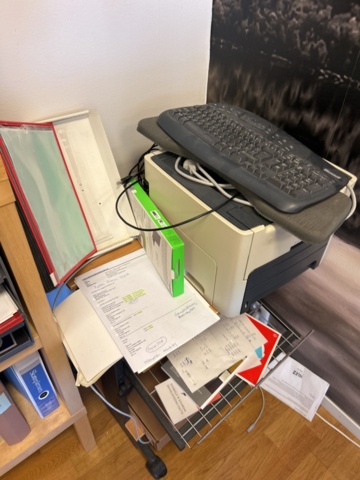 1332559-36 Office furniture - Desk, office chair, computer monitor, and more