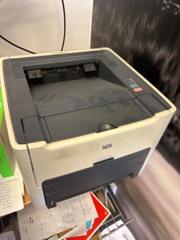 1332559-38 Office furniture - Desk, office chair, computer monitor, and more