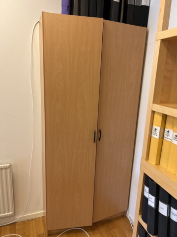 1332560-2 Office furniture - Desk, office chair, cabinets, and more.