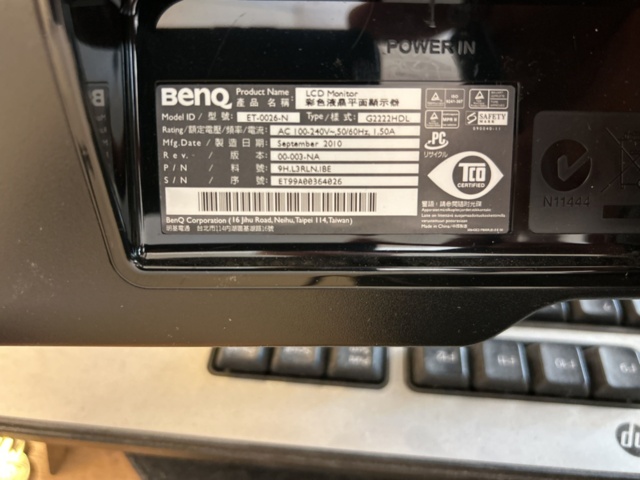 1332560-31 Office furniture - Desk, office chair, cabinets, and more.