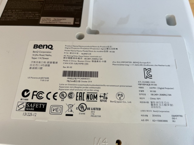 1332564-5 Projector - Benq W1300