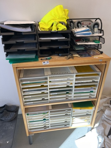 1332565-1 Shuttered wardrobe - NKR