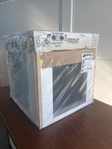 1137736-3 Smeg thermo-ventilated oven SOP6102TG