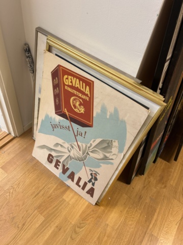 1332595-2 Advertising signs and posters