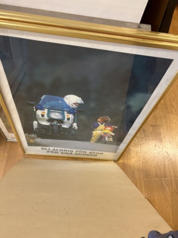 1332595-3 Advertising signs and posters