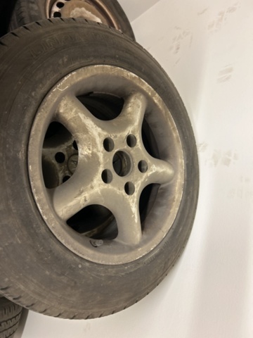 1332598-7 Collection with tires on rims