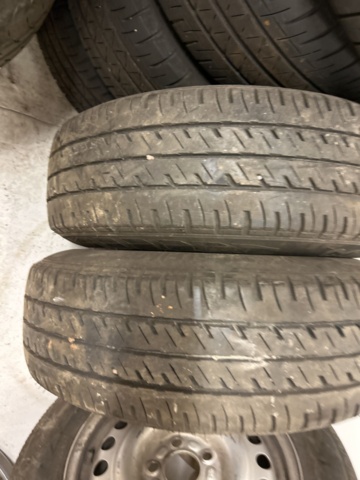 1332598-8 Collection with tires on rims