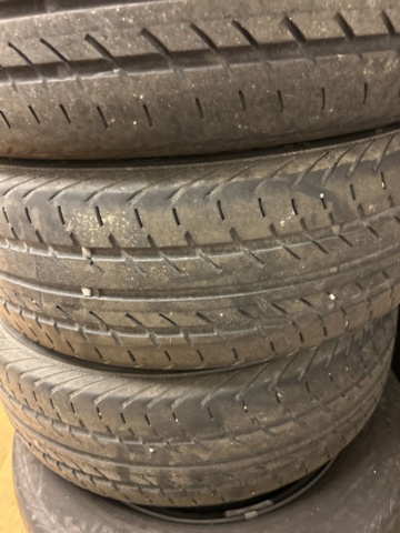 1332598-12 Collection with tires on rims