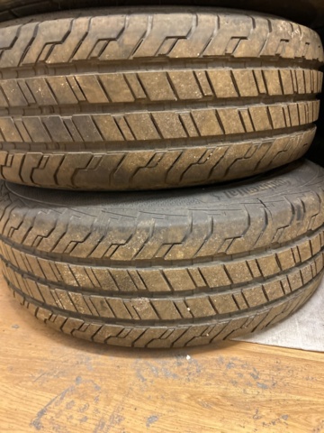 1332598-15 Collection with tires on rims