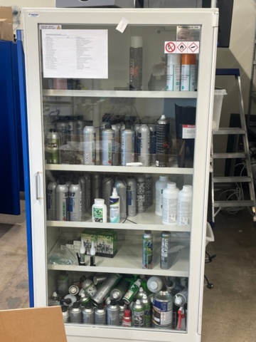 1316823-1 Fire-resistant cabinets for chemicals