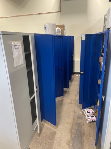 1316824-1 Verkstadsskåp 9st med innehåll enligt bildmaterial