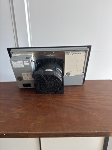 1137761-3 Smeg induction hob with extractor hood HOBD482D