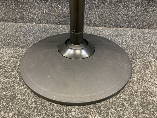 1344519-5 Balance stool ACTON