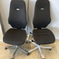 1198324-3 2 Kinnarps office chairs