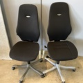 1198324-5 2 Kinnarps office chairs