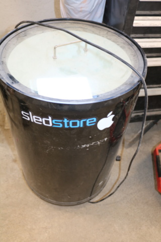 1300519-4 Tool cabinet with contents.