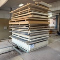 1176354-4 Larger lot with Melamine-coated chipboard and laminated boards.