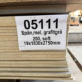 1176354-6 Larger lot with Melamine-coated chipboard and laminated boards.