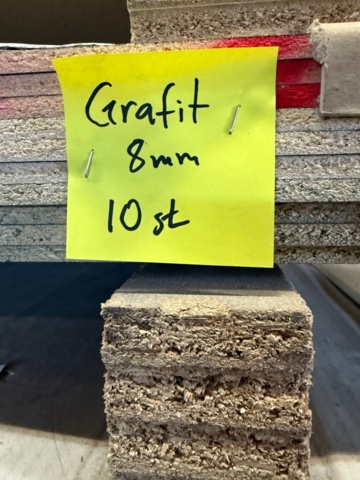 1176354-24 Larger lot with Melamine-coated chipboard and laminated boards.