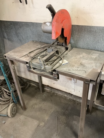 1198335-2 Metal cutting and table