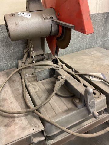 1198335-4 Metal cutting and table