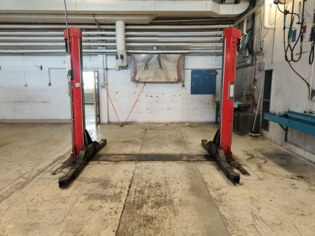 1331028-2 Two-post lift HH-Lift HH250 -5000Kg