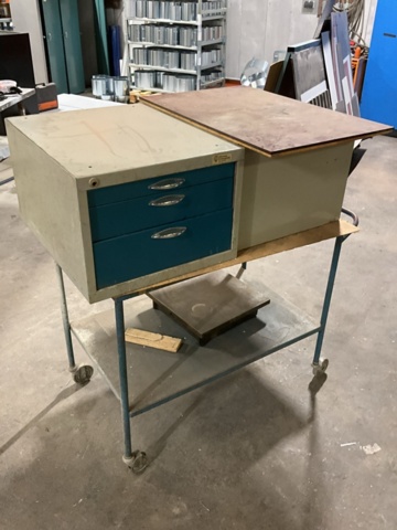 1198343-1 Trolley with tool cabinet