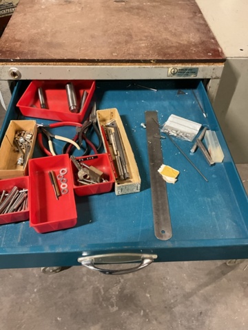 1198343-5 Trolley with tool cabinet